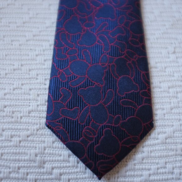 Point Zero luxury blue silk tie with red teddy bear embroidery - Picture 1 of 7